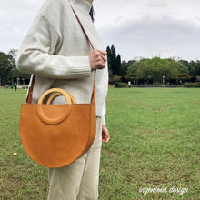 Load image into Gallery viewer, L01-0005 Crossbody Leather Bag with a Wooden Handle PDF Paper Pattern
